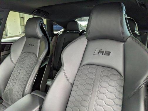 2025 Audi RS 5 2.9T