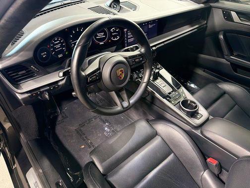 2020 Porsche 911 Carrera 4S