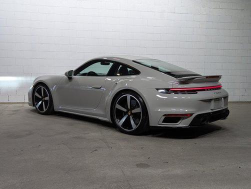 2024 Porsche 911 Carrera