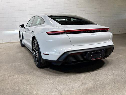 2024 Porsche Taycan RWD