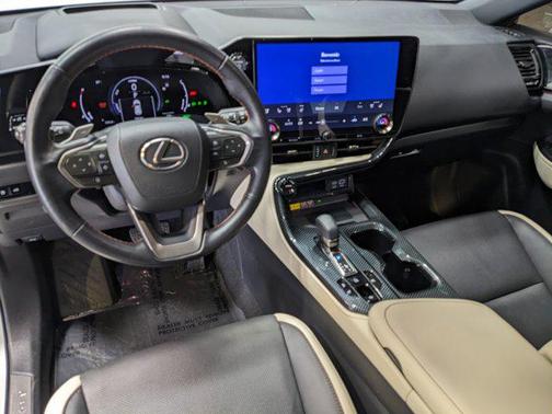 2023 Lexus NX 350h Premium