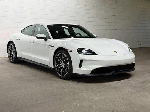 2025 Porsche Taycan 4