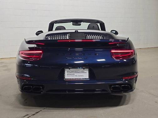 2019 Porsche 911 Turbo S