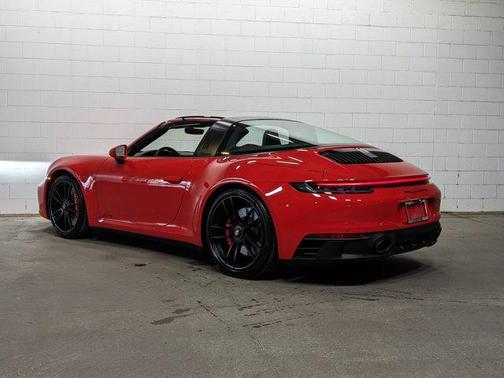 2022 Porsche 911 Targa 4 GTS