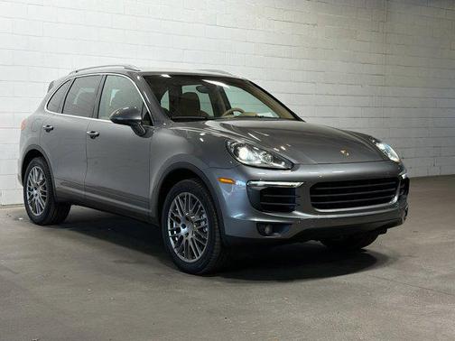 2016 Porsche Cayenne Cayenne