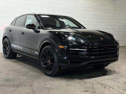 Chromite Black Metallic 2026 Porsche Cayenne Cayenne