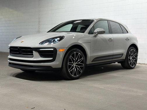 2025 Porsche Macan 