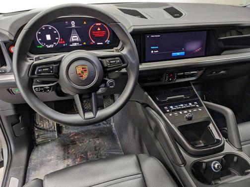 2025 Porsche Cayenne AWD