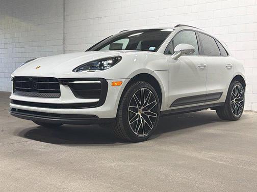 2026 Porsche Macan 
