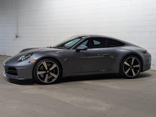 2025 Porsche 911 Carrera S