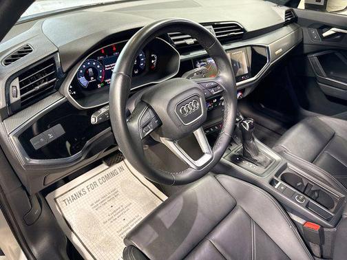 Glacier White Metallic 2024 Audi Q3 45 S line Premium Plus