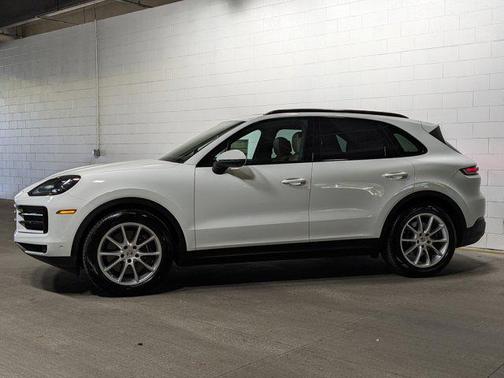2025 Porsche Cayenne AWD