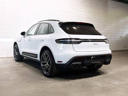 2026 Porsche Macan AWD