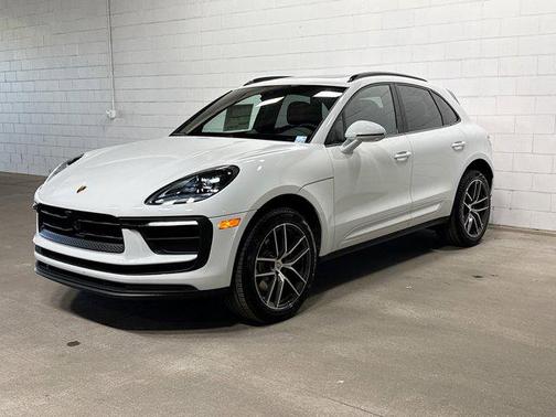 2026 Porsche Macan AWD