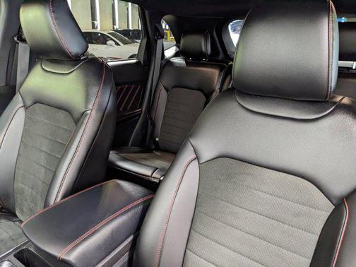 2021 Ford Edge ST Line