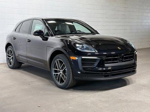 2026 Porsche Macan AWD