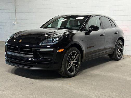 2026 Porsche Macan AWD