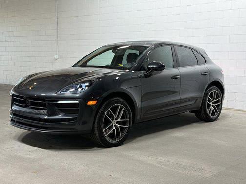 2025 Porsche Macan 