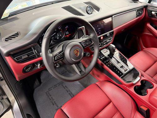 2026 Porsche Macan GTS