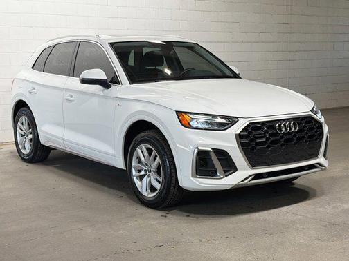 2022 Audi Q5 45 S line Premium