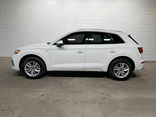 2022 Audi Q5 45 S line Premium