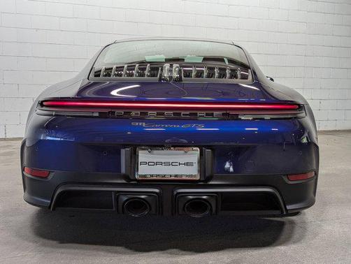 2025 Porsche 911 Carrera GTS