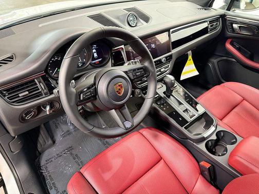 2026 Porsche Macan T