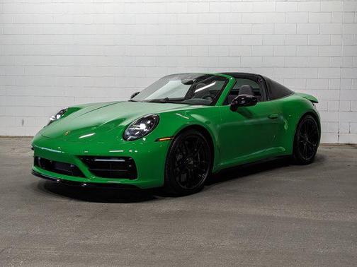 2022 Porsche 911 Targa 4 GTS