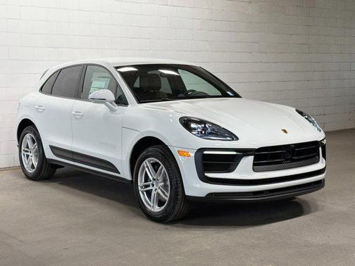 2026 Porsche Macan AWD
