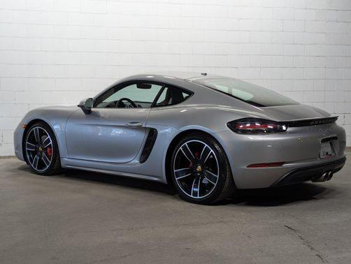 2018 Porsche 718 Cayman S