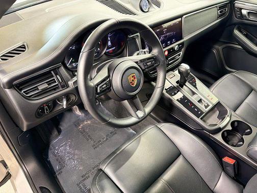 2024 Porsche Macan GTS