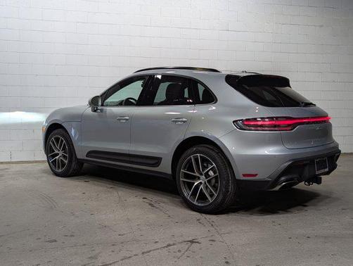 2026 Porsche Macan AWD
