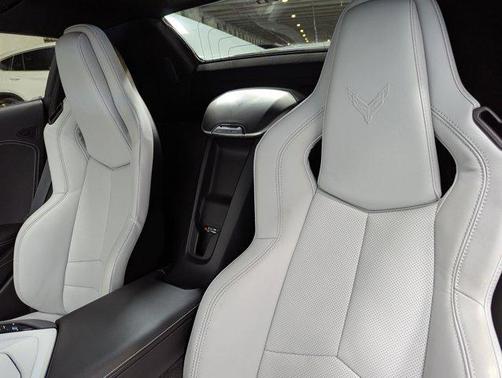 2023 Chevrolet Corvette Stingray w/2LT