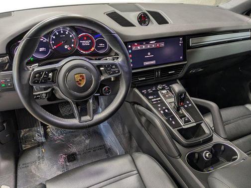 2022 Porsche Cayenne Platinum Edition