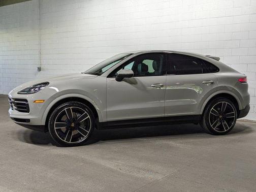 2022 Porsche Cayenne Platinum Edition
