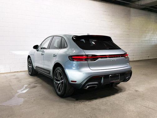 2026 Porsche Macan AWD