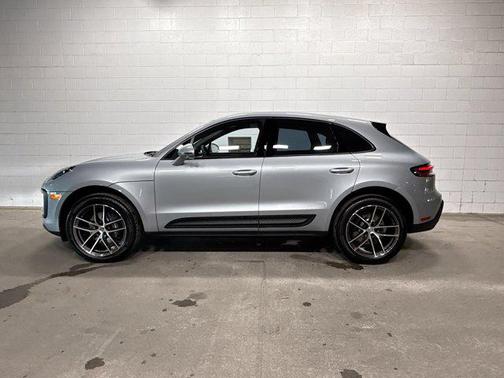 2026 Porsche Macan AWD