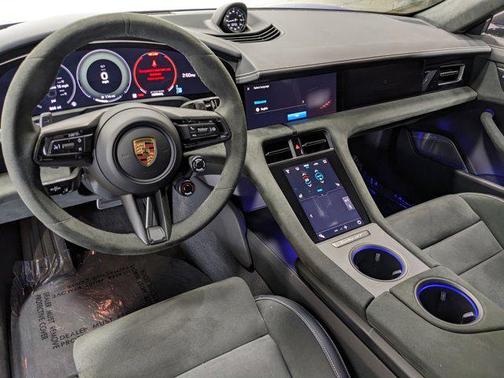 2025 Porsche Taycan Turbo GT