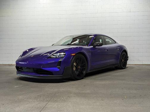 2025 Porsche Taycan Turbo GT