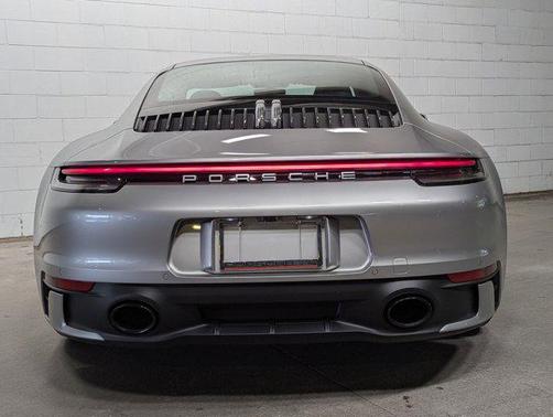 2024 Porsche 911 Carrera