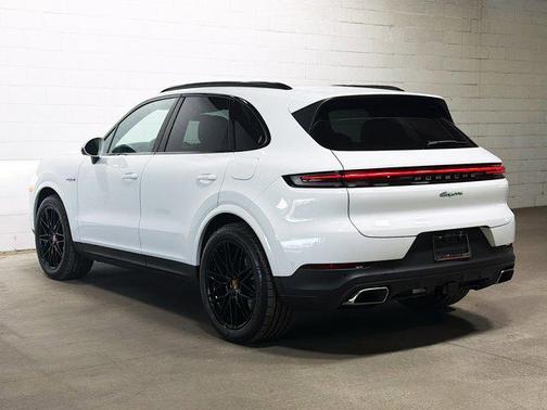 2026 Porsche Cayenne Cayenne E-Hybrid