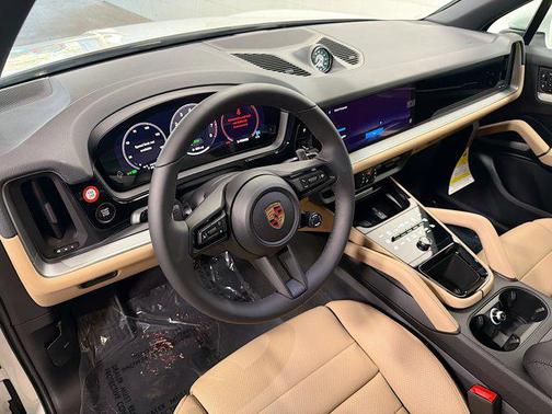 2026 Porsche Cayenne Cayenne E-Hybrid