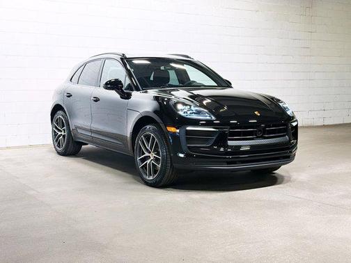 2026 Porsche Macan AWD