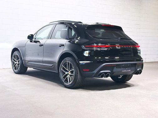 2026 Porsche Macan AWD