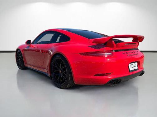 2015 Porsche 911 Carrera GTS