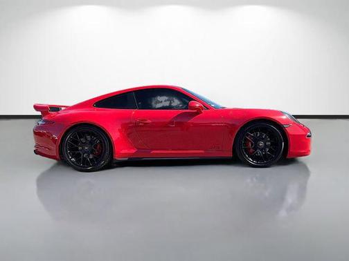 2015 Porsche 911 Carrera GTS