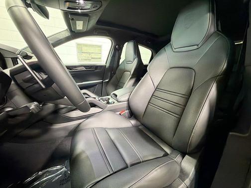 Chalk 2026 Porsche Cayenne GTS
