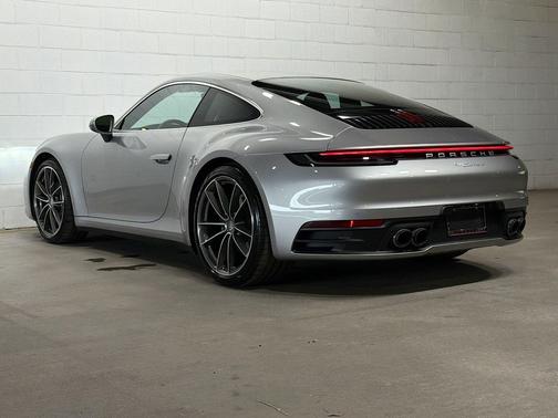 GT Silver Metallic 2024 Porsche 911 Carrera