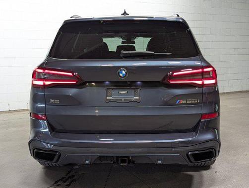 2022 BMW X5 M50i