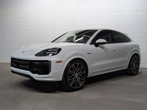 2025 Porsche Cayenne Turbo